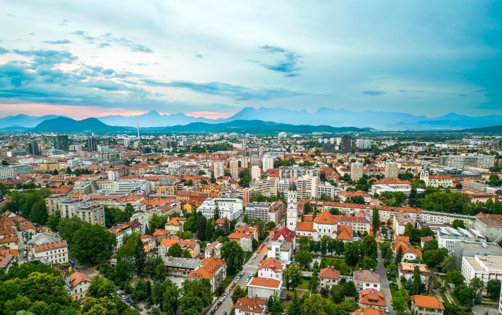 Bosnja dhe Hercegovina, një xhevahir i Fshehur në Zemër të Ballkanit