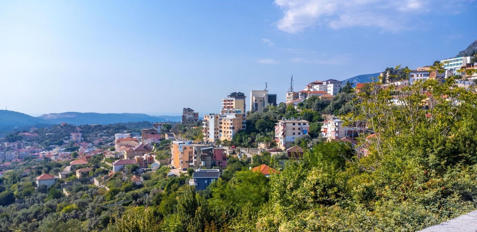 Vorë – Qytet Midis Tiranës dhe Durrësit
