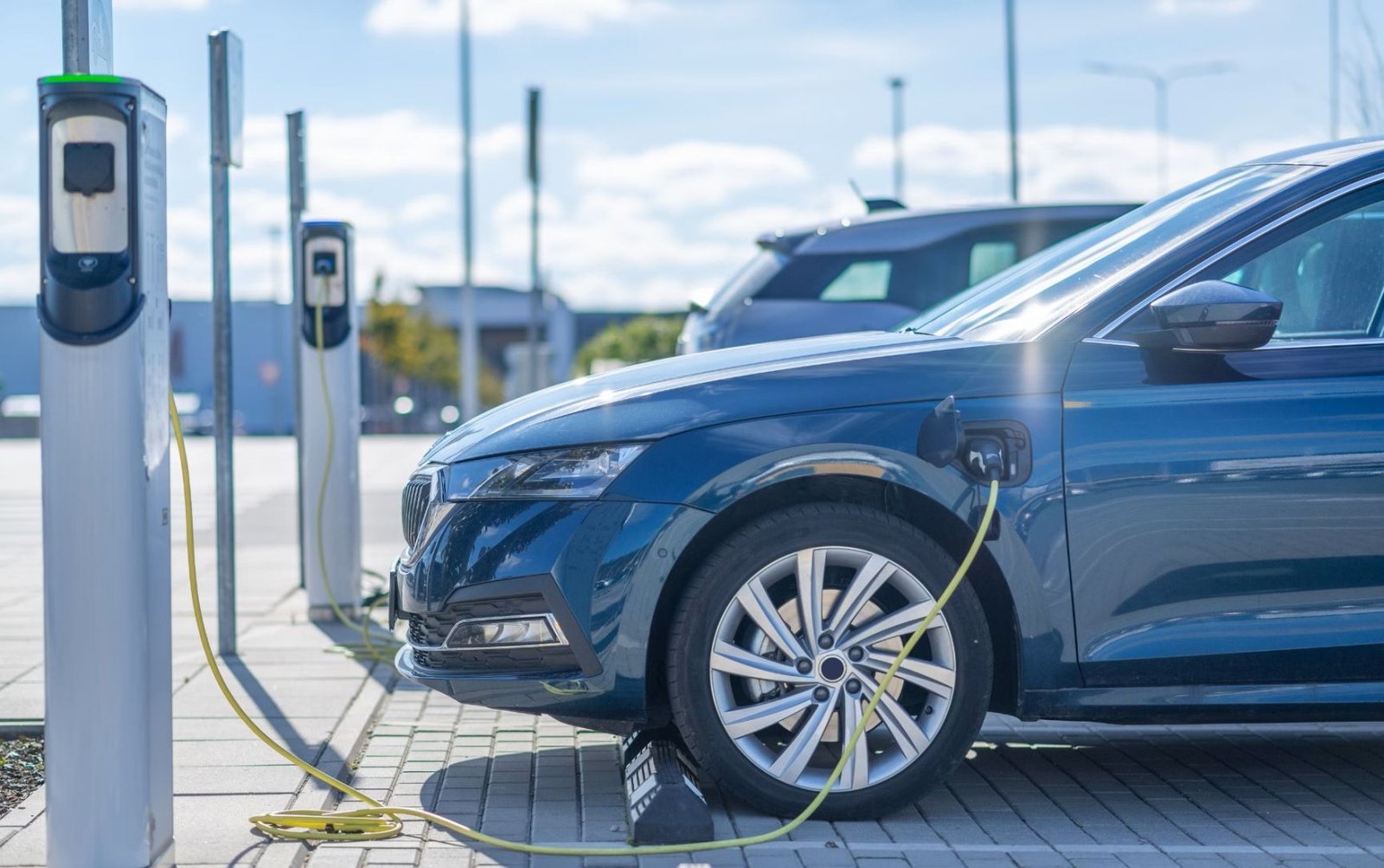 Zonat kryesore ku mund të karikoni makinat elektrike (EV) në Shqipëri