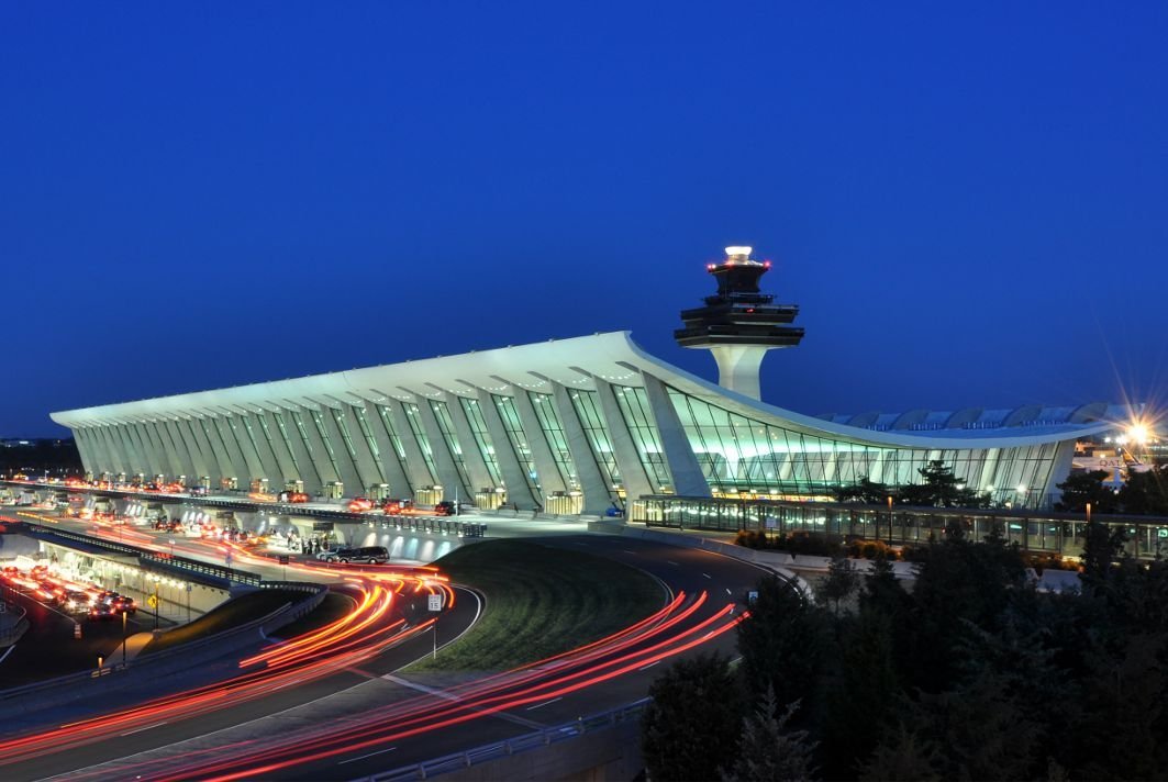 Aeroporti Ndërkombëtar i Tiranës (TIA)