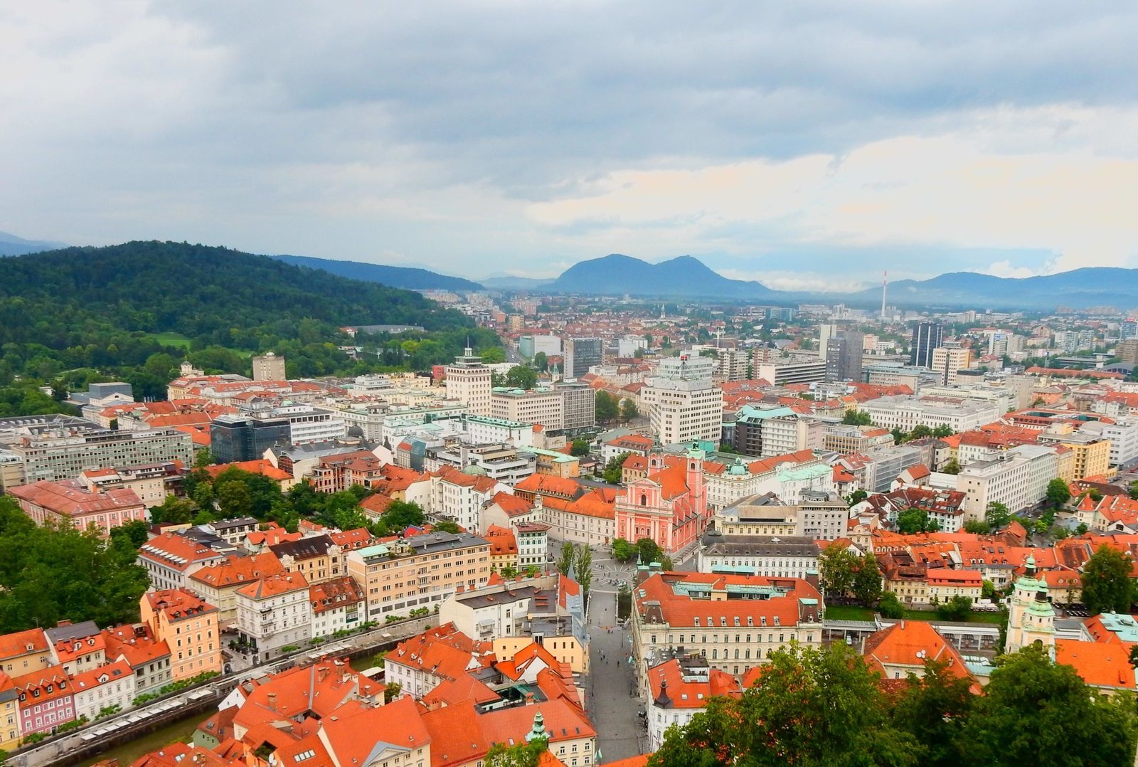 Slloveni – një vend i vogël me personalitet të jashtëzakonshëm